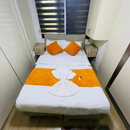 Lägenhetshotell Taksim Orange 4*