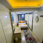 Aparthotel Taksim Orange 4*